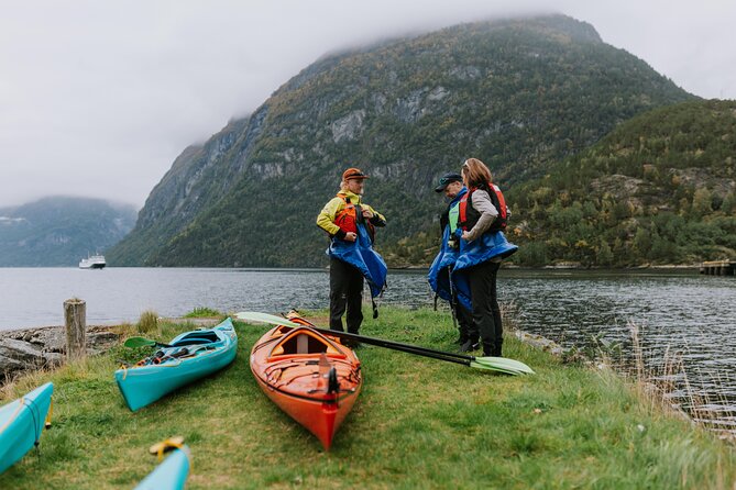 Kayak Tour with Waterfall Views in Geiranger - Geiranger Fjord from the seat of a kayak
