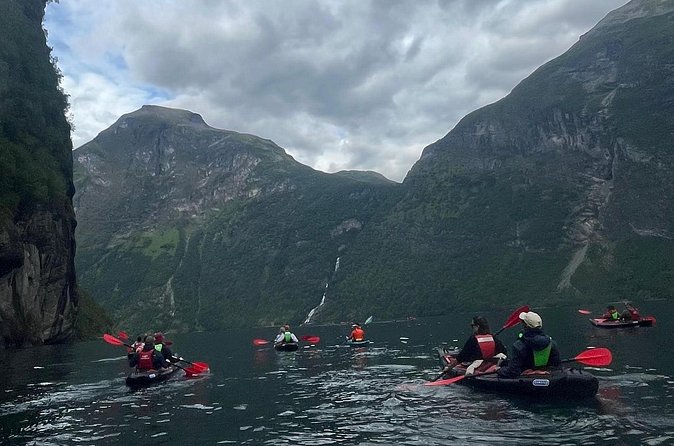 Kayak Tour with Waterfall Views in Geiranger - Guides who make the difference