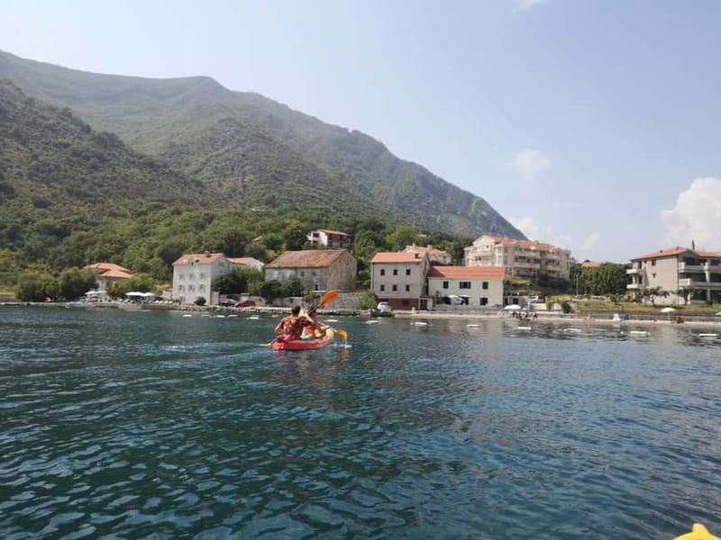Kotor: Guided Kotor Bay Kayaking Tour - The first paddle toward Muo and Prčanj