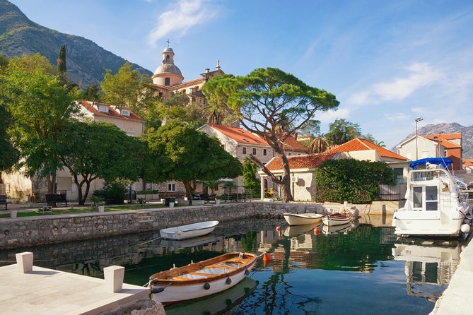 Kotor Red Semi-Submarine Tour: Underwater Cabin Family Adventure - Weather and mechanical issues matter