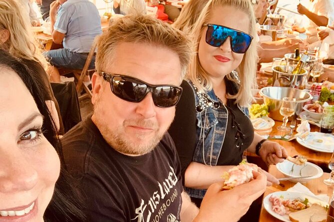 Live Evening Rock Music Cruise in Oslo Fjord with Shrimp Buffet - Passing Akershus Fortress after dark