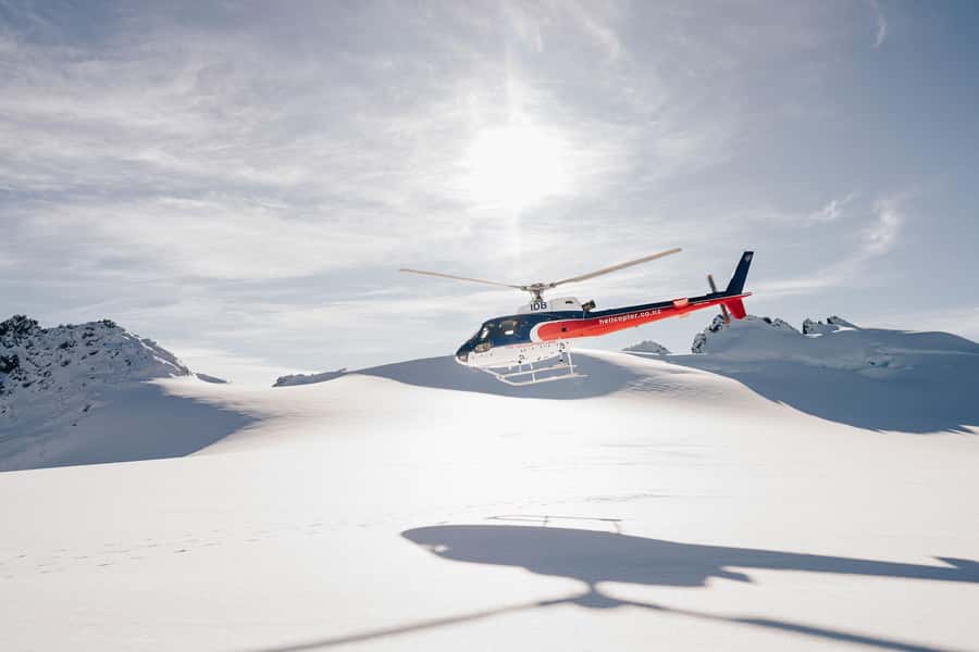 Milford Sound: 1.5-Hour Helicopter Tour with Two Landings - Weather, children, and other practical details