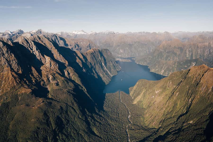 Milford Sound: 1.5-Hour Helicopter Tour with Two Landings - The first 15 minutes, Queenstown to the Southern Alps
