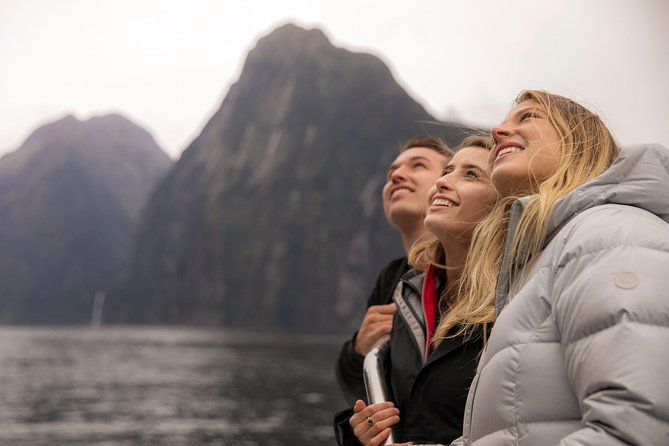 Milford Sound Cruise: Stunning Views & Optional Picnic or Buffet - Boat comfort, crowd levels, and commentary