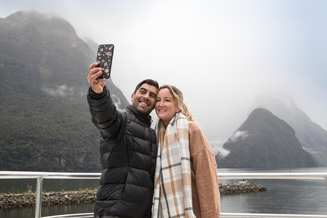 Milford Sound Day Tour from Queenstown - Monkey Creek and the Cleddau Valley