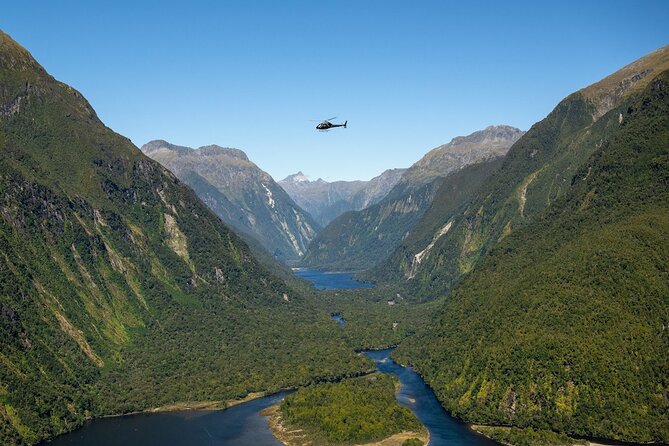 Milford Sound Earnslaw Burn Helicopter Tour from Queenstown - Earnslaw Burn and the hanging glacier