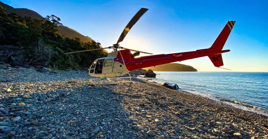 Milford Sound Extended Helicopter Flight & 3 Landings - The final glacier or alpine landing