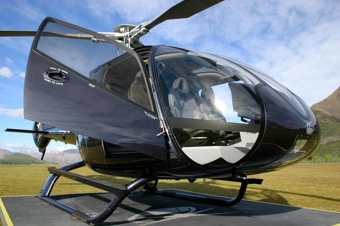 Milford Sound Helicopter Flight and Cruise from Queenstown - Crossing the Southern Alps by helicopter