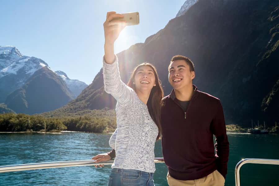 Milford Sound: Nature Cruise & Milford Track Walk - Key points to know before booking