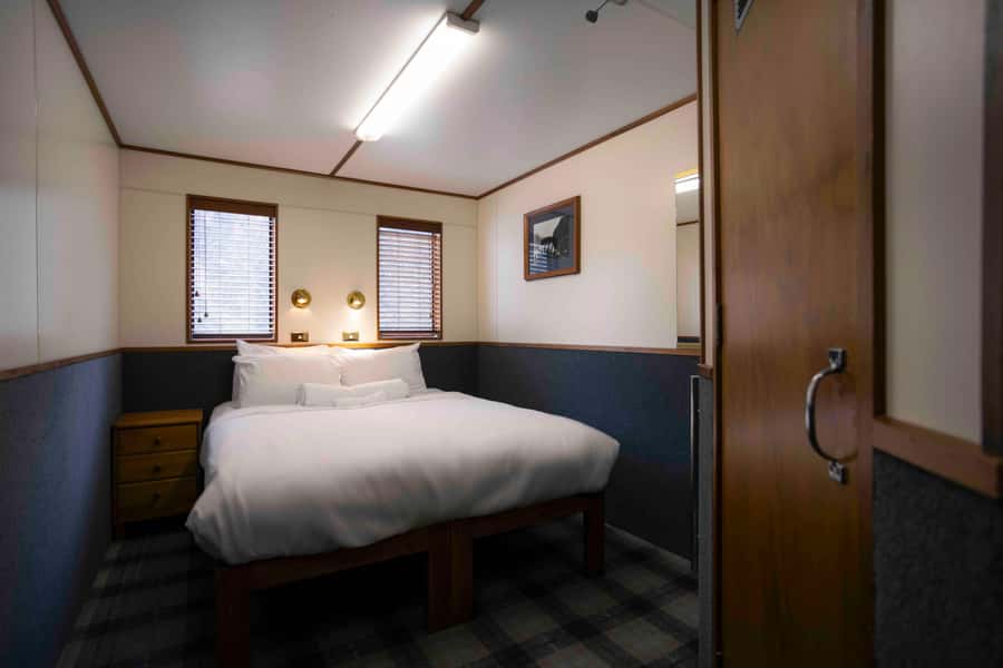 Milford Sound: Overnight Cruise with Water Activities - How the $399 price measures up