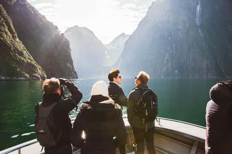 Milford Sound: Premium Small Group Tour from Queenstown - Te Anau: a useful pause after two hours