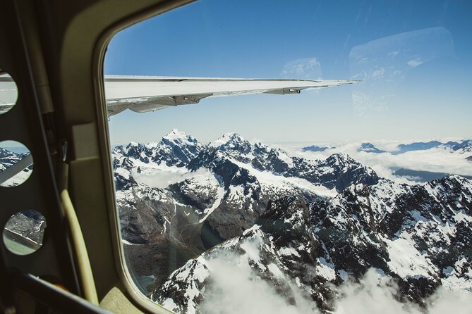 Milford Sound Scenic Flight from Queenstown - What the small group changes