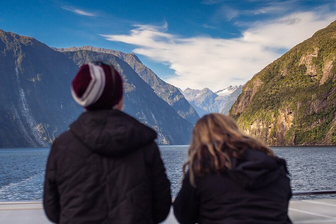 Milford Sound Small Group Tour, Cruise & Picnic Lunch - Te Anau gives you a useful first pause