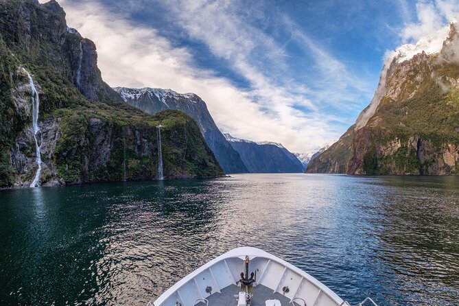 Milford Sound Tour from Queenstown with Cruise - Eglinton Valley and Mirror Lakes