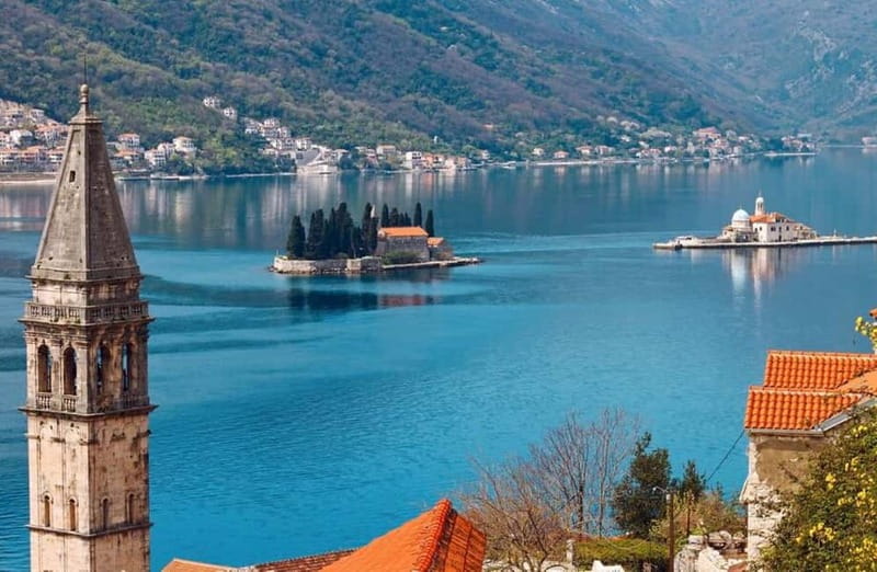 Montenegro Day Trip & Kotor Bay Short Boat Cruise - The early pickup and the Croatian-Montenegrin border