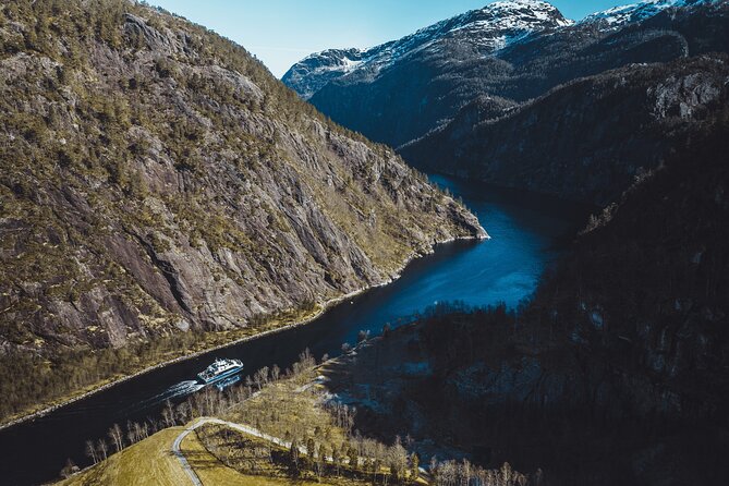 Mostraumen Fjord Cruise - Reaching the Mostraumen strait