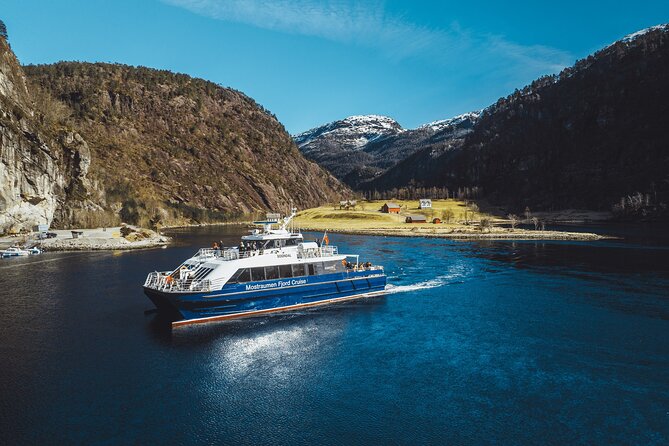 Mostraumen Fjord Cruise - the local operator - Weather, seasonal changes, and what to expect