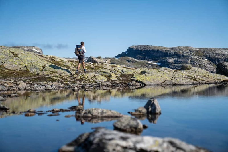 Odda: Overnight Hike to Trolltunga - Morning Light and Breakfast in Bed