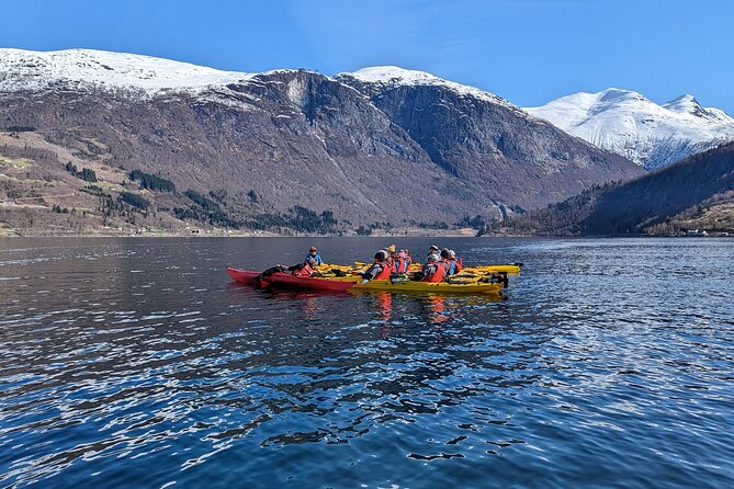 Olden: Easy Kayaking for Beginners on the Fjord - What happens during the 2.5-hour outing