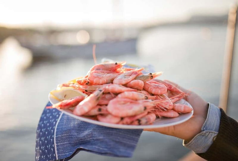 Oslo: Fjord Dinner Cruise on Sailing Ship w/ Seafood Buffet - Meeting beside Akershus Fortress