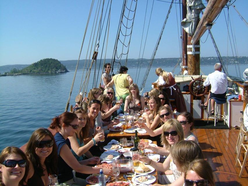 Oslo Fjord Evening Live Rock music cruise with Shrimp buffet - Shrimp Buffet, Norwegian Style