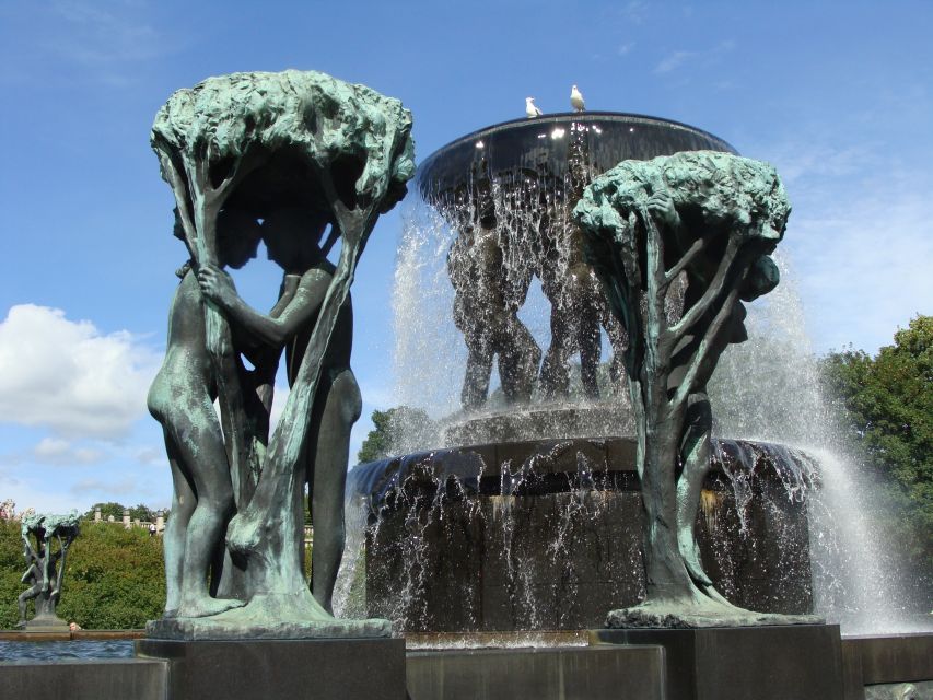 Oslo: Guided Oslo Highlights Tour by bus & Oslofjord cruise - Why this tour works for a first day in Oslo