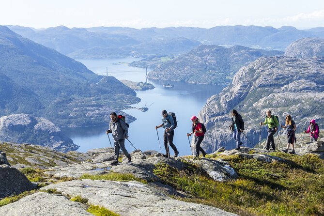 Preikestolen Hidden Trail Hike + Lunch and Canoe Trip - The 2.5-hour return to Basecamp