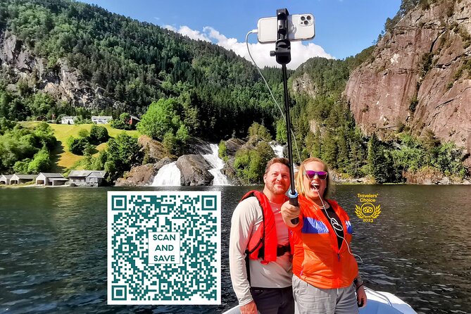 Private Cruise: Mostraumen by Zodiac or Lux Pontoon Boat - Why this private Bergen fjord trip feels different