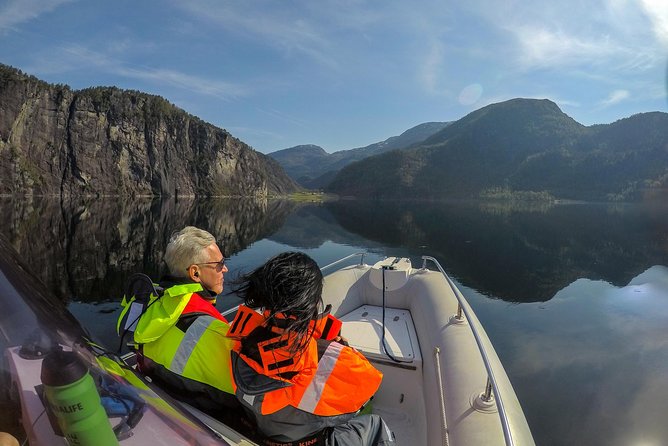 Private Cruise: Mostraumen by Zodiac or Lux Pontoon Boat - Stamneshella and Norway’s working fjords