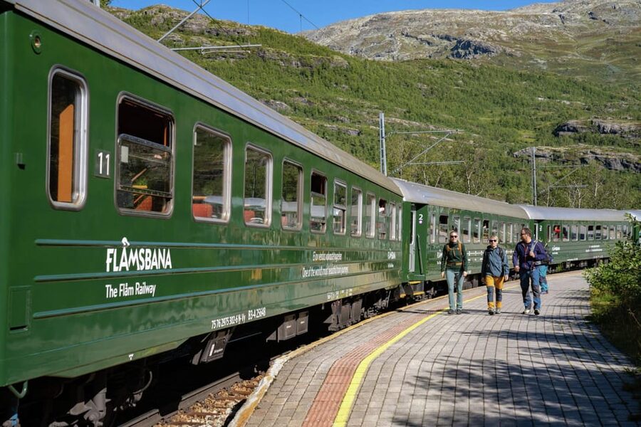 Private Day Tour- Flam Railway & Fjord Cruise From Bergen - Riding the Flåm Railway into Flåm