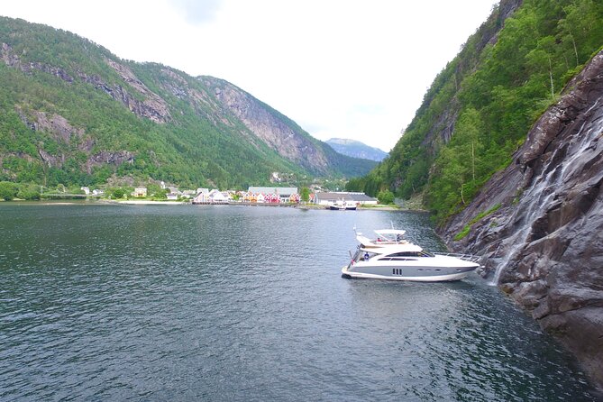 Private Fjord and waterfalls cruise to Modal- Mostraumen - The narrow passage at Mostraumen