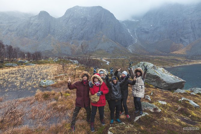Private fjord tour with premium 4×4 vehicle - What the guide adds to the day