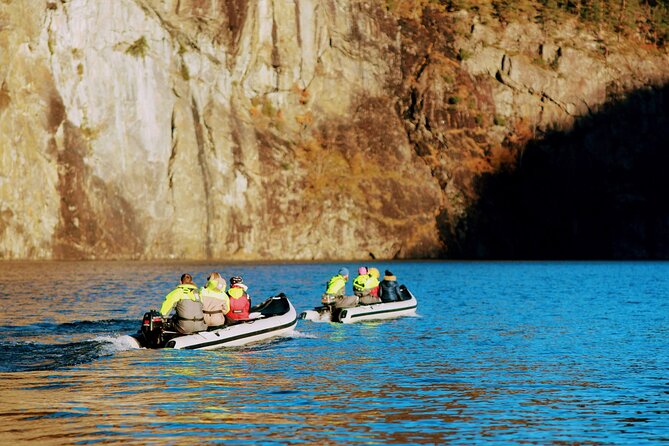 Private Fjordcruise by Luxury Pontoon Boat - Bergen Fjords - From Bergen hotel to the fjord