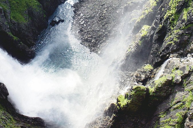 Private Full Day Ferry Trip To Geirangerfjord From Ålesund - What $967.44 per person buys you