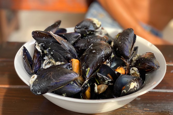 Private Gastro Cruise: Blue Cave & Organic Seaside Lunch - Why the food is the real centerpiece