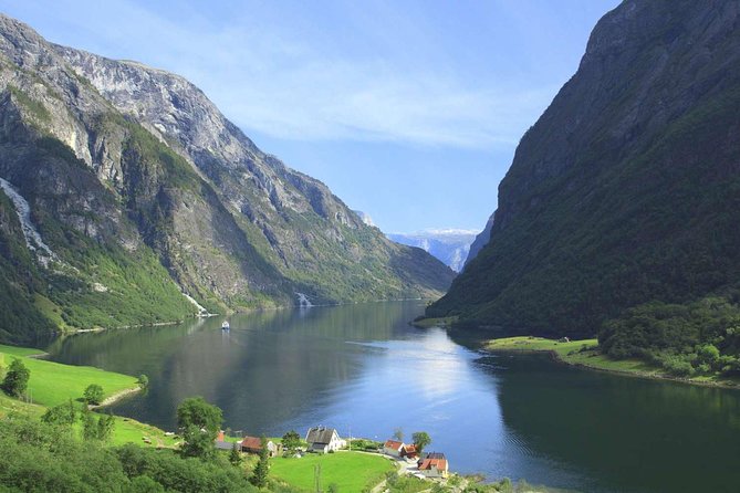 Private guided, Bergen to Oslo - Nærøyfjord Cruise & Flåm Railway - Njardarheimr brings the Viking Age to Gudvangen