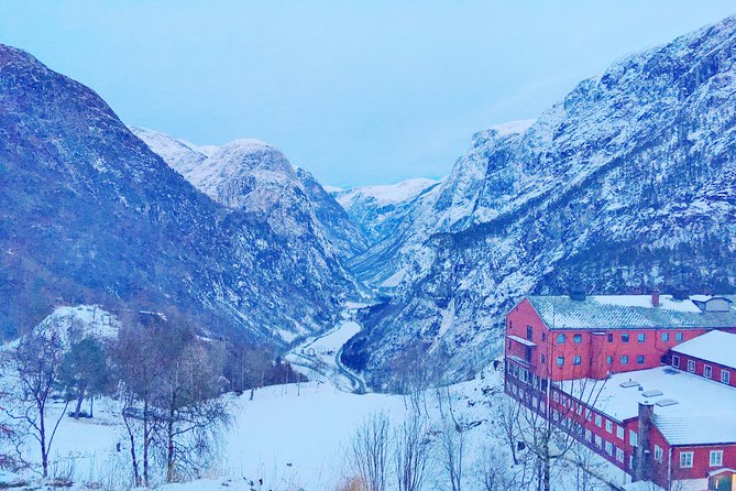 PRIVATE GUIDED TOUR: Highlights of Norway – Trip to the Sognefjord – WINTER - Voss, Tvindefossen, and the first waterfalls