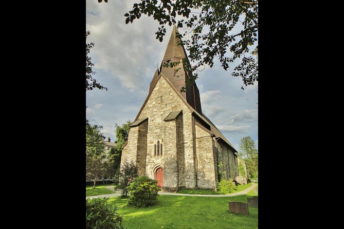 PRIVATE GUIDED TOUR: King of the Fjords – round trip to the Sognefjord, 11 hours - Hopperstad stave church and the village of Vik