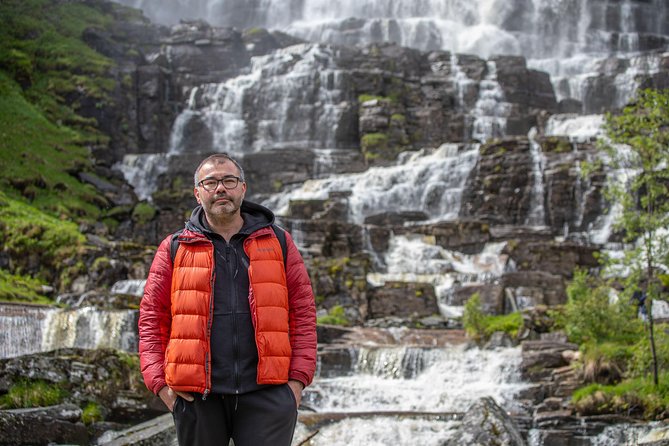 PRIVATE GUIDED TOUR: King of the Fjords – round trip to the Sognefjord, 11 hours - Returning through Osterfjord and across Nordhordlandsbrua
