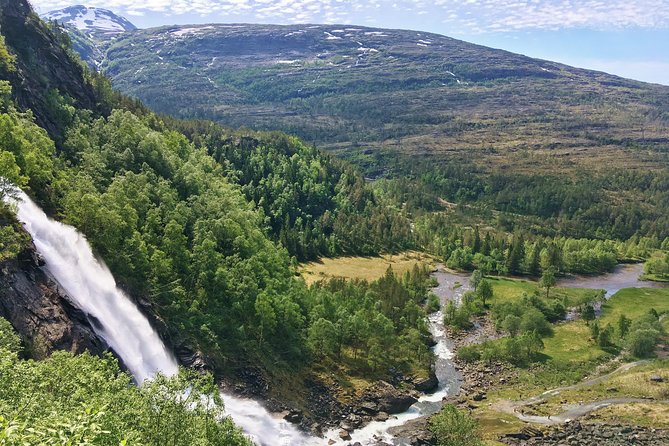 PRIVATE GUIDED TOUR: Queen of the Fjords - tour from Bergen, 6 hours - What the private format is really worth