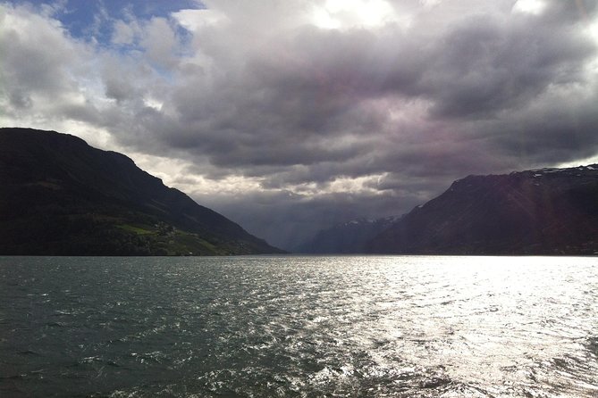PRIVATE GUIDED TOUR: Queen of the Fjords - tour from Bergen, 6 hours - Steinsdalsfossen lets you walk behind the water