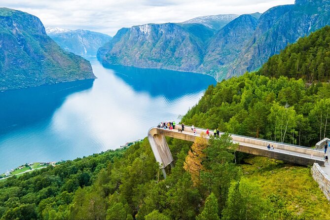 Private Guided Tour to Oslo Nærøyfjord Cruise and Flåm Railway - Gudvangen and Nærøyfjord by electric ship