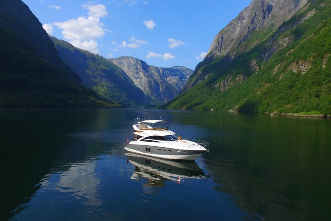 Private yacht Cruise in Flåm and Gudvangen, Nærøyfjord - Key points at a glance