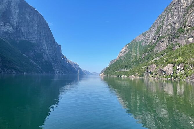 Pulpit Rock Boat Tour in Luxury Cruiser - Forsand or an island stop