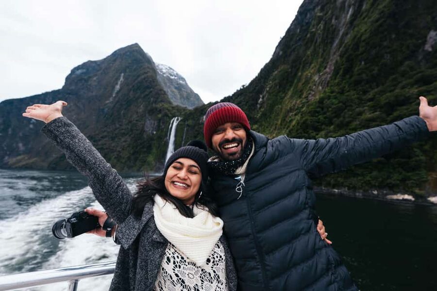 Queenstown: Milford Sound Coach & Cruise Full-Day Trip - Should you book the Queenstown to Milford Sound coach and cruise?