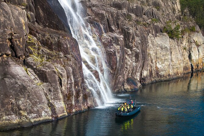 Rib adventure in the Lysefjord with boat house visit - Key points at a glance