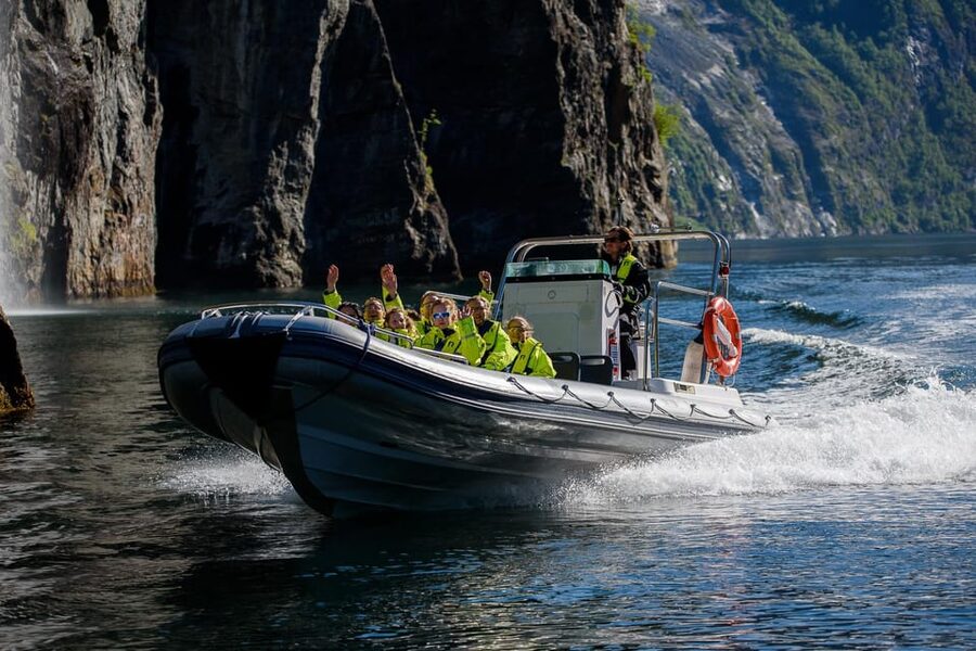 RIB Geiranger - Fjordsafari - Racing toward the first waterfalls