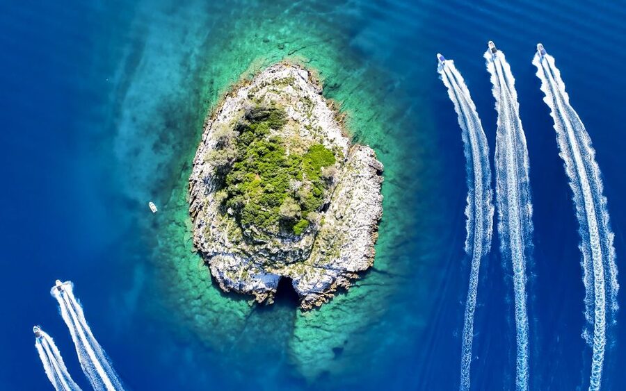 Rovinj or Vrsar: Lim Fjord & Rovinj islands Speedboat Tour - Leaving Rovinj or Vrsar by sleek speedboat