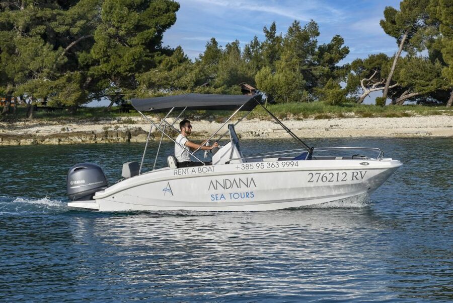 Rovinj or Vrsar: Rovinj Islands and Lim Fjord Speedboat Tour - St. Ivan Island, Snorkeling, and Optional Cliff Jumps