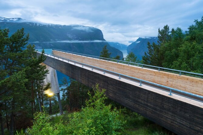 Self-guided day tour From Bergen to Flam All Inclusive roundtrip - Flåm and the famous railway